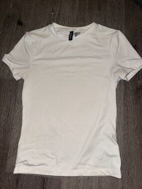 H&M Women's White Short Sleeve Crew Tee